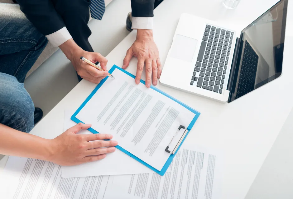 4 Must-Have Legal Documents For Startups